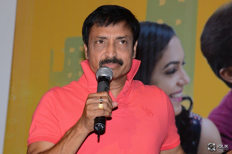 Pelli-Chupulu-Movie-Abhinandhana-Sabha